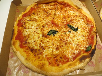 マルゲリータはナポリの代表的ピザ