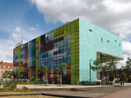 ペッカム公立図書館 Peckham Library