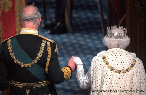 時代はエリザベス女王からチャールズ国王へと引き継がれる